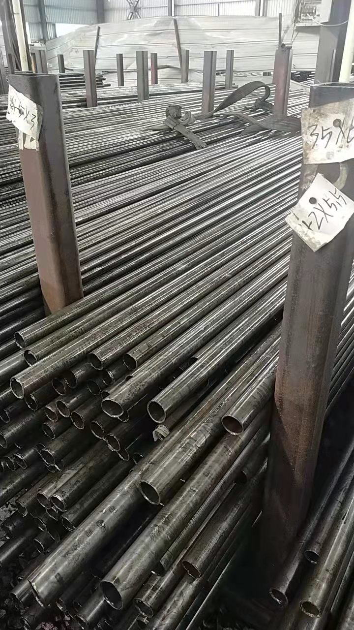 山東無縫鋼管—廠家生產(chǎn)地在哪里？質(zhì)量、信譽(yù)、價(jià)格